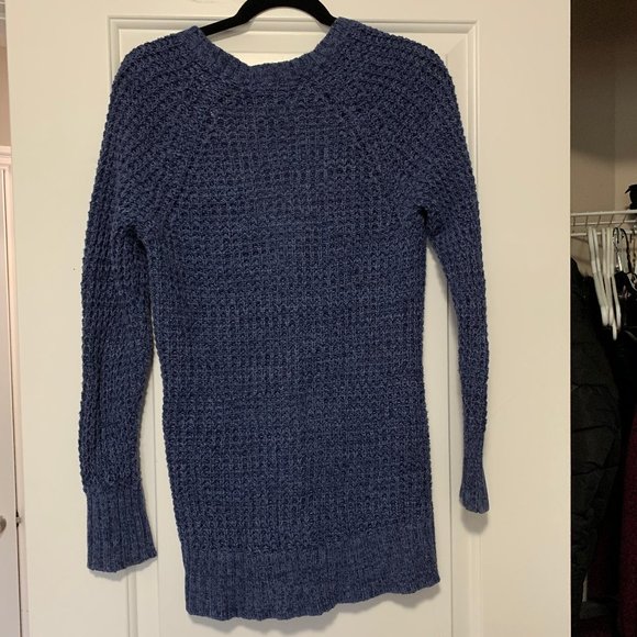 American Eagle Cardigan/Sweater - Picture 2 of 3